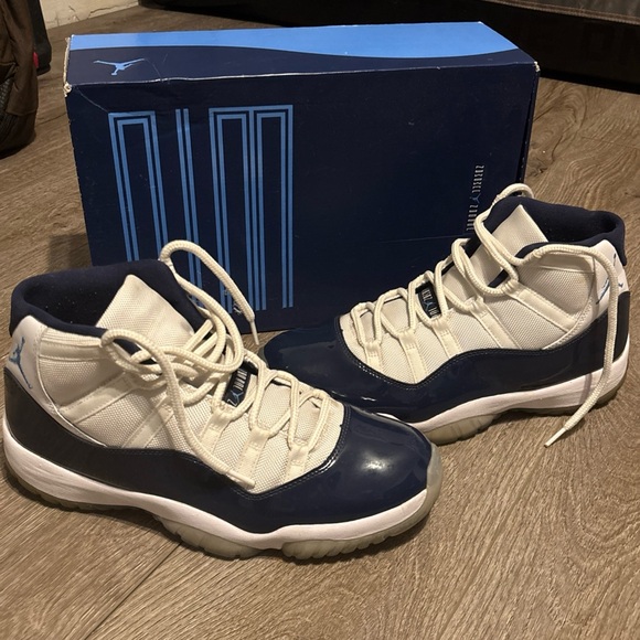 Jordan Retro 11 Win Like ‘82 - Picture 3 of 7